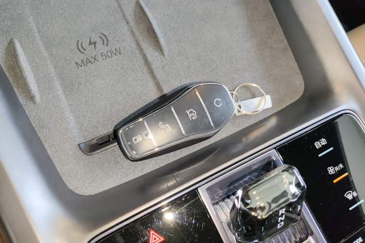 Used BYD Seal 07 DM-i 2025 Intelligent Driving Version DM-i 1.5L 125 km Prestige Edition Interior 1