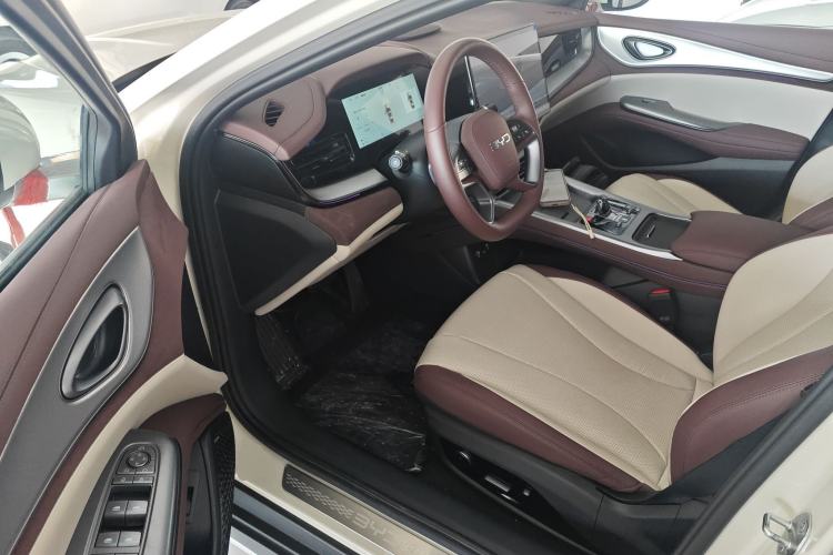 Used BYD Seal 07 DM-i 2025 Intelligent Driving Version DM-i 1.5L 125 km Prestige Edition Interior 3
