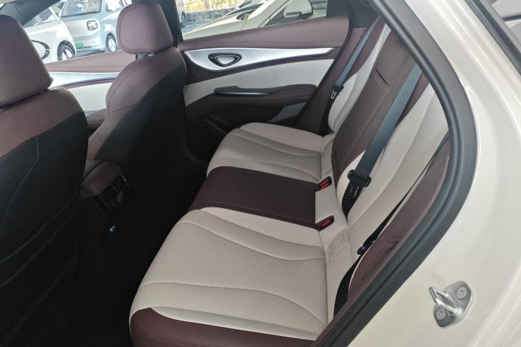 Used BYD Seal 07 DM-i 2025 Intelligent Driving Version DM-i 1.5L 125 km Prestige Edition Interior 4