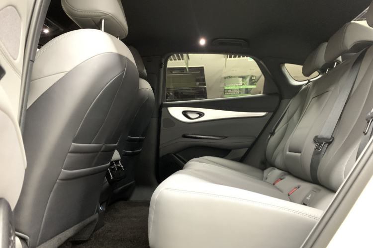 Used BYD Seal 07 DM-i 2025 DM-i 1.5L 70km Elite Model Interior 5
