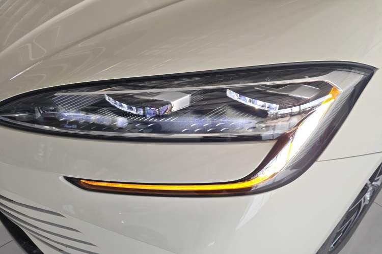Used BYD Seal 07 DM-i 2025 Intelligent Driving Version DM-i 1.5L 125 km Prestige Edition Left Front Headlight