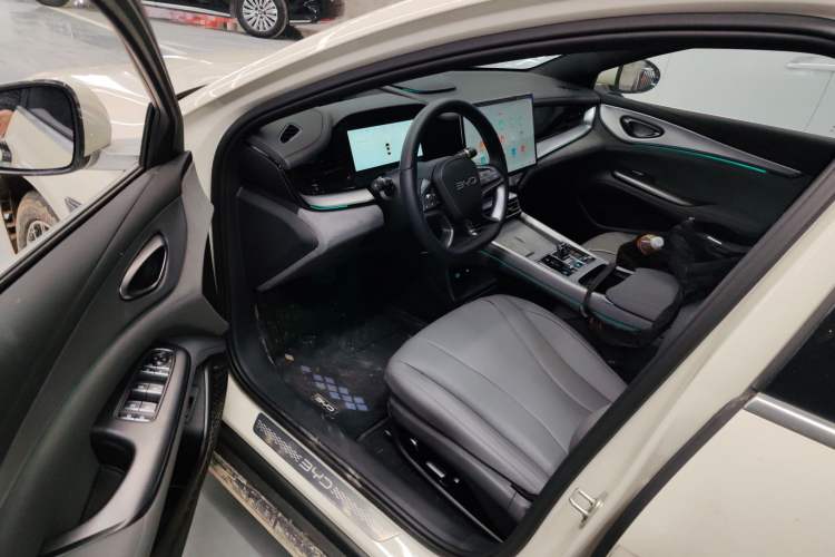 Used BYD Seal 07 DM-i 2025 Intelligent Driving Version DM-i 1.5L 125 km Prestige Edition Left Front Seat