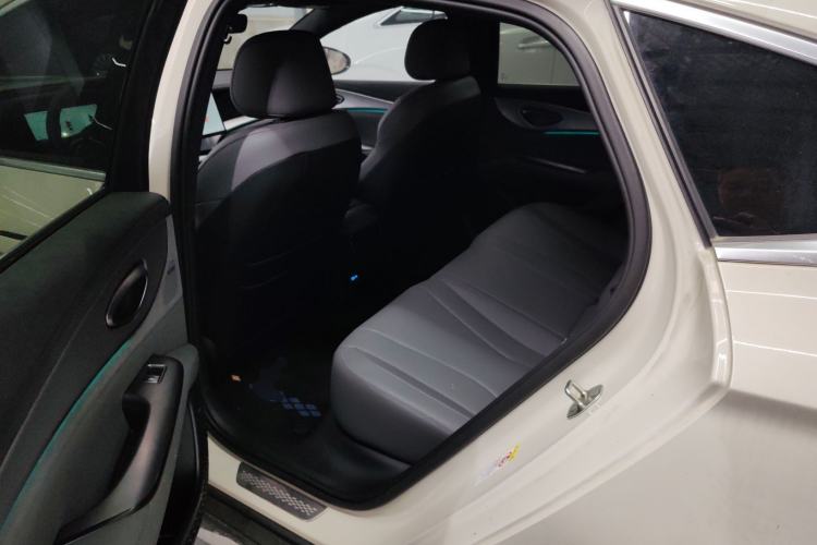 Used BYD Seal 07 DM-i 2025 Intelligent Driving Version DM-i 1.5L 125 km Prestige Edition Left Rear Seat