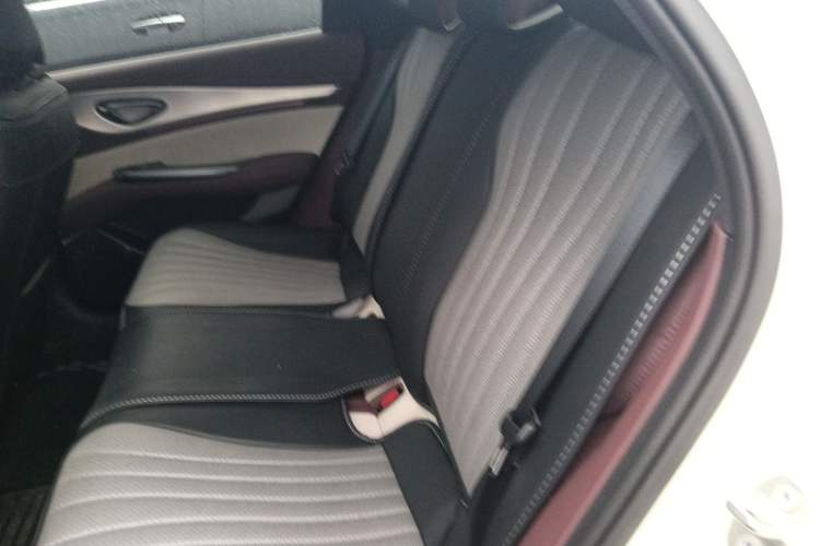 Used BYD Seal 07 DM-i 2025 DM-i 1.5L 125km Luxury Model Left Rear Seat