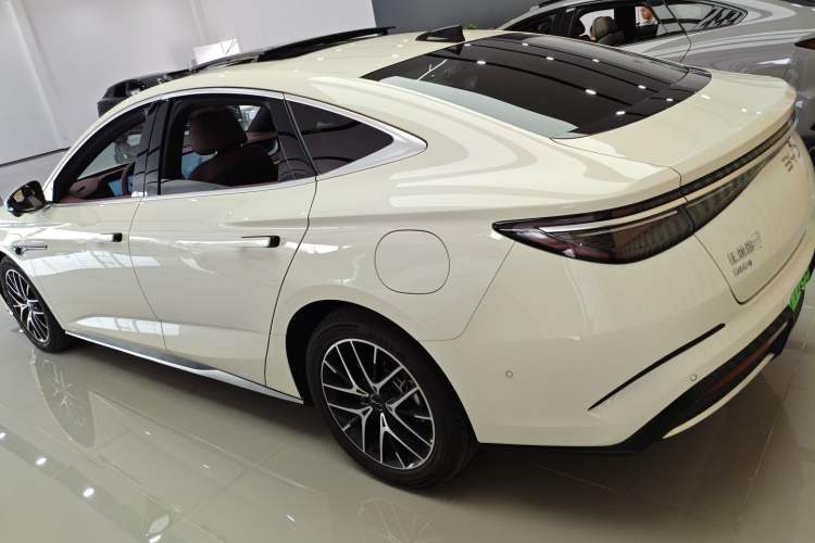 Used BYD Seal 07 DM-i 2025 Intelligent Driving Version DM-i 1.5L 125 km Prestige Edition Left Side