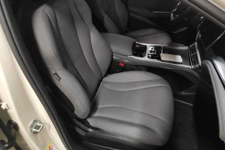Used BYD Seal 07 DM-i 2025 DM-i 1.5L 70km Elite Model Right Front Seat