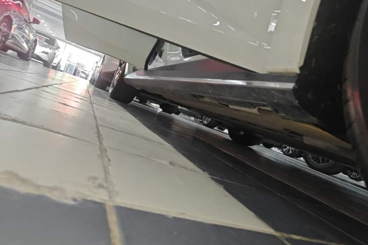 Used BYD Seal 07 DM-i 2025 Intelligent Driving Version DM-i 1.5L 125 km Prestige Edition Right Side Sill