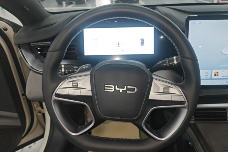 Used BYD Seal 07 DM-i 2025 Intelligent Driving Version DM-i 1.5L 125 km Prestige Edition Steering Wheel