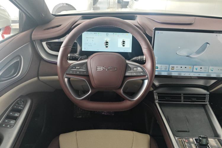 Used BYD Seal 07 DM-i 2025 Intelligent Driving Version DM-i 1.5L 125 km Prestige Edition Steering Wheel
