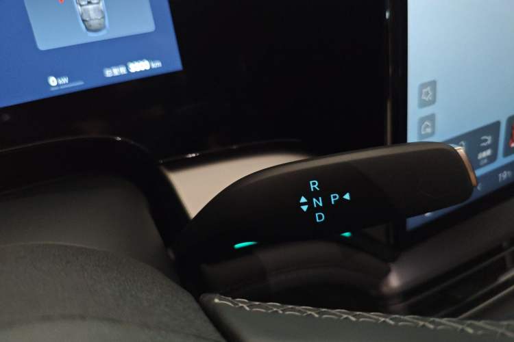 Used BYD Seal 07 DM-i 2026 DM-i 1.5T 230km Prestige Edition Gear Lever