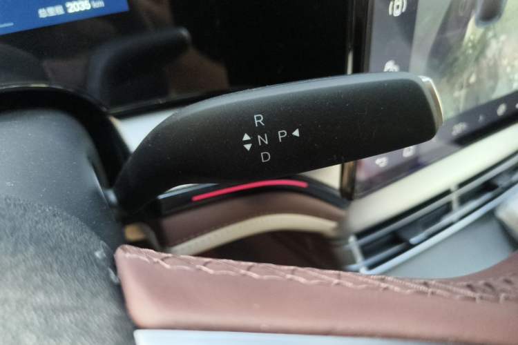 Used BYD Seal 07 DM-i 2026 DM-i 1.5T 230km Prestige Edition Gear Lever