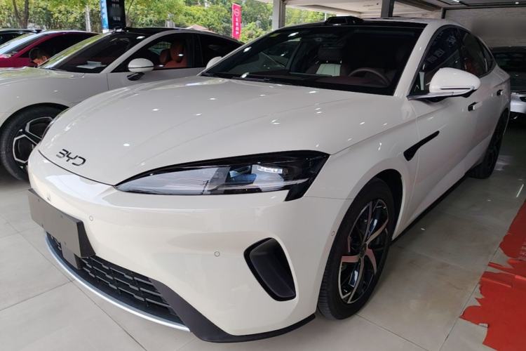 BYD Seal 07 DM-i 2026 DM-i 1.5T 230km Flagship Edition