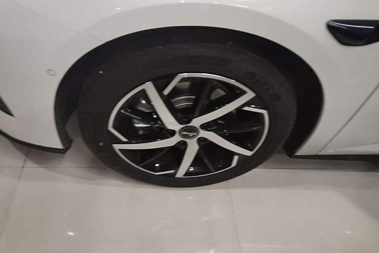 Used BYD Seal 07 DM-i 2026 DM-i 1.5T 230km Flagship Edition Exterior 4