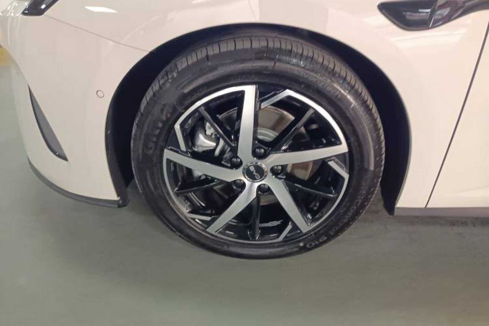 Used BYD Seal 07 DM-i 2026 DM-i 1.5T 135km Prestigious Edition Exterior 4
