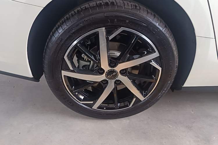 Used BYD Seal 07 DM-i 2026 DM-i 1.5T 230km Prestige Edition Exterior 5