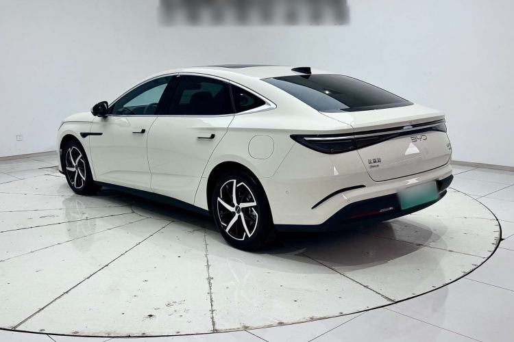 Used BYD Seal 07 DM-i 2026 DM-i 1.5T 230km Flagship Edition Exterior 5