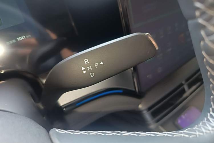 Used BYD Seal 07 DM-i 2026 DM-i 1.5T 230km Prestige Edition Gear Lever