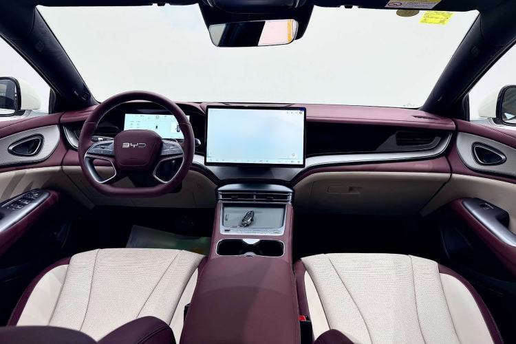 Used BYD Seal 07 DM-i 2026 DM-i 1.5T 230km Flagship Edition Interior 4