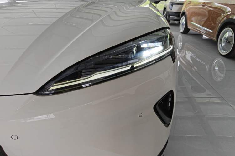 Used BYD Seal 07 DM-i 2026 DM-i 1.5T 135km Prestigious Edition Left Front Headlight