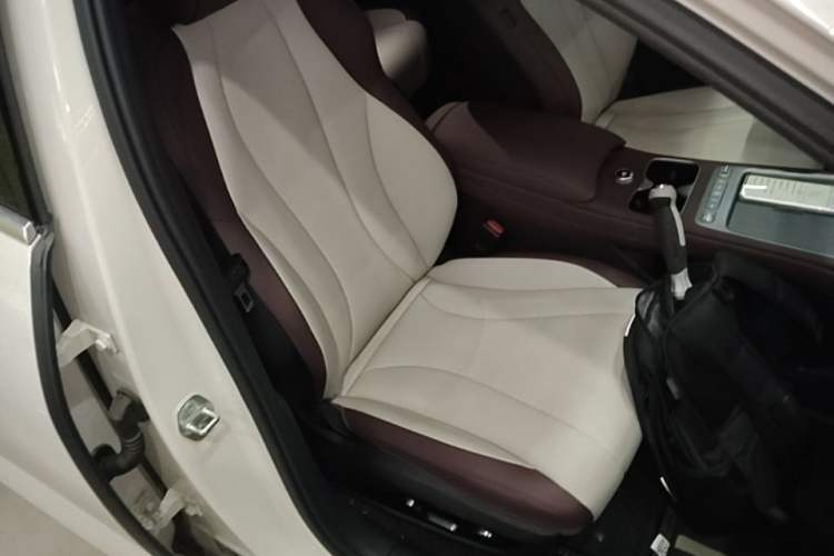 Used BYD Seal 07 DM-i 2026 DM-i 1.5T 230km Flagship Edition Right Front Seat