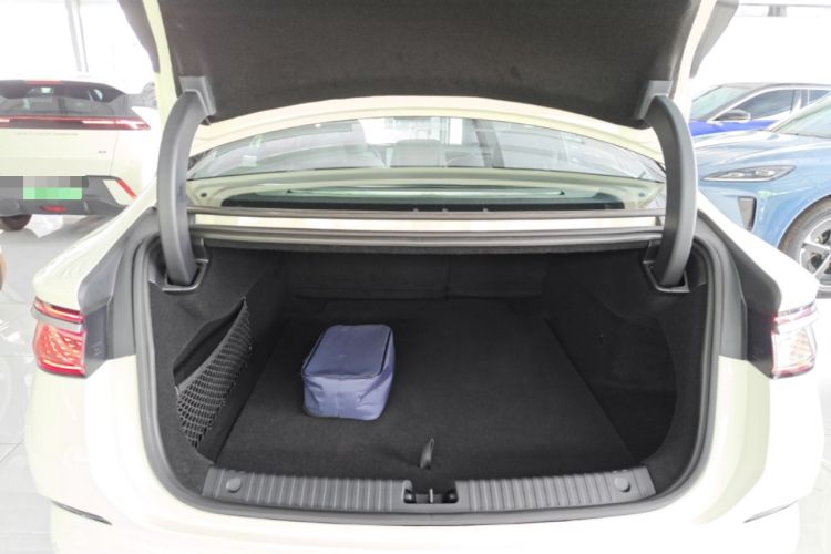 Used BYD Seal 07 DM-i 2026 DM-i 1.5T 135km Prestigious Edition Trunk