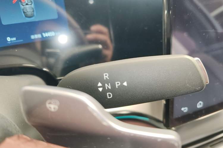 Used BYD Seal 07 DM-i 2026 DM-i 1.5T 230km Flagship Edition Gear Lever