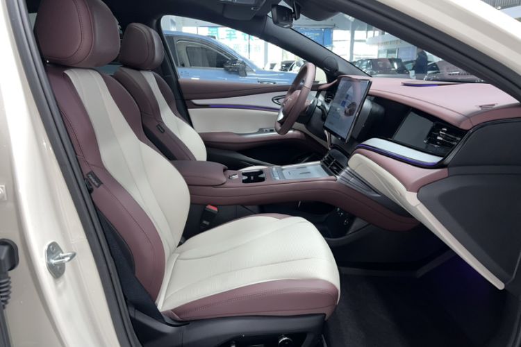 Used BYD Seal 07 DM-i 2026 DM-i 1.5T 230km Flagship Edition Interior 3