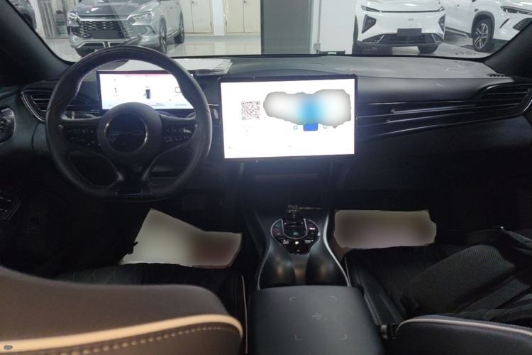 Used BYD Seal 2022 550 km Standard Range Rear-Wheel Drive Prestige Version Center Console