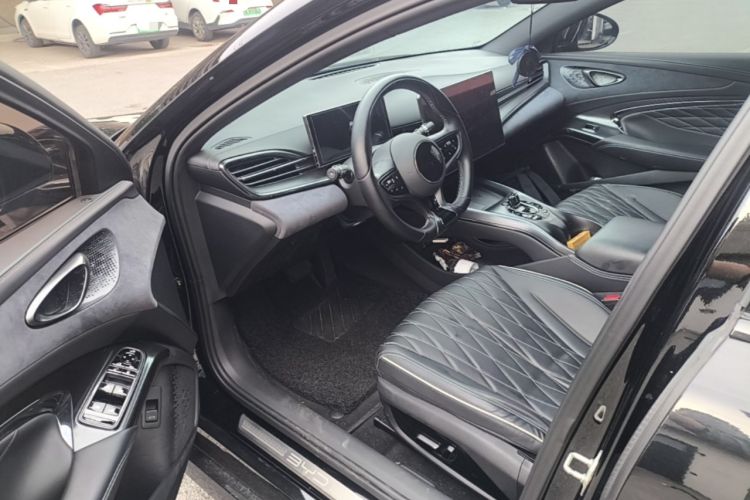 Used BYD Seal 2022 550 km Standard Range Rear-Wheel Drive Elite Version Driver Seat