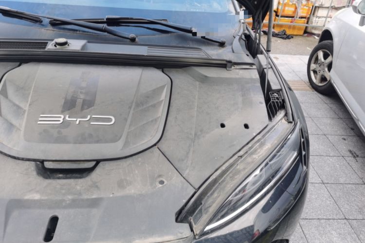 Used BYD Seal 2022 550 km Standard Range Rear-Wheel Drive Elite Version Engine Bay Left