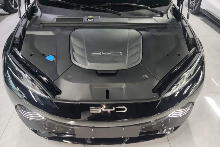 Used BYD Seal 2022 550 km Standard Range Rear-Wheel Drive Prestige Version Engine Bay