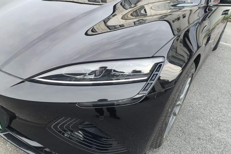 Used BYD Seal 2022 550 km Standard Range Rear-Wheel Drive Elite Version Left Front Headlight