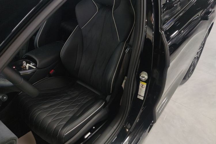 Used BYD Seal 2022 550 km Standard Range Rear-Wheel Drive Prestige Version Left Front Seat