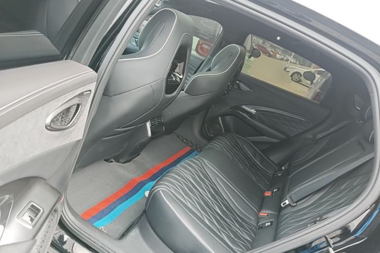 Used BYD Seal 2022 700 km Long-Range Rear-Wheel-Drive Version Left Rear Seat