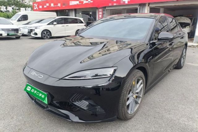 Used BYD Seal 2022 550 km Standard Range Rear-Wheel Drive Elite Version
