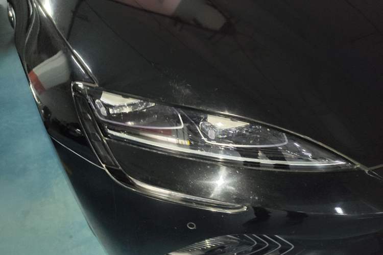 Used BYD Seal 2022 550 km Standard Range Rear-Wheel Drive Prestige Version Right Front Headlight