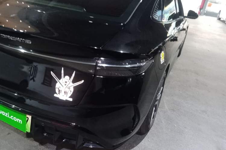 Used BYD Seal 2022 550 km Standard Range Rear-Wheel Drive Elite Version Right Rear Taillight