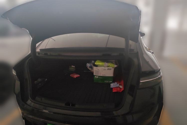 Used BYD Seal 2022 550 km Standard Range Rear-Wheel Drive Prestige Version Trunk