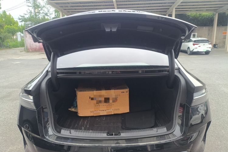 Used BYD Seal 2022 550 km Standard Range Rear-Wheel Drive Elite Version Trunk