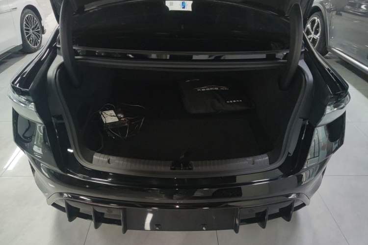 Used BYD Seal 2022 550 km Standard Range Rear-Wheel Drive Prestige Version Trunk