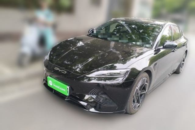 Used BYD Seal 2022 550 km Standard Range Rear-Wheel Drive Elite Version