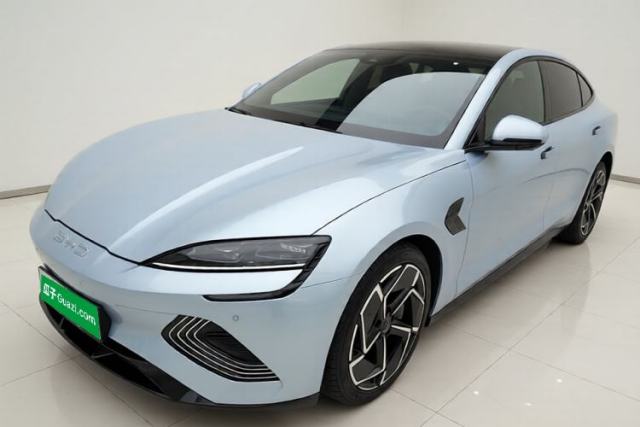 Used BYD Seal 2022 700 km Long-Range Rear-Wheel-Drive Version