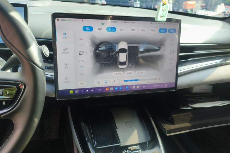 Used BYD Seal 2022 650 km All-Wheel-Drive Performance Version Audio And AC Panel
