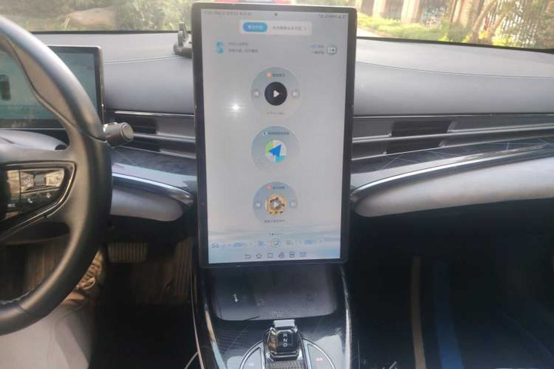 Used BYD Seal 2022 550 km Standard Range Rear-Wheel Drive Elite Version Audio And AC Panel