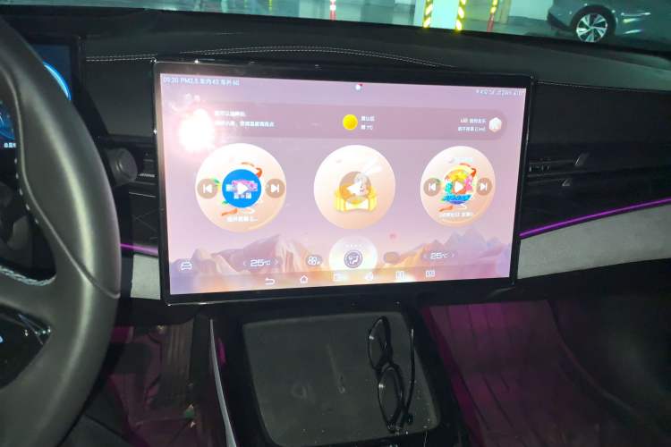 Used BYD Seal 2022 700 km Long-Range Rear-Wheel-Drive Version Audio And AC Panel