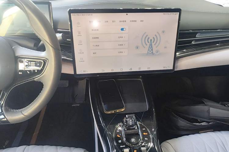 Used BYD Seal 2022 700 km Long-Range Rear-Wheel-Drive Version Audio And AC Panel