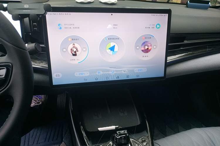 Used BYD Seal 2022 700 km Long-Range Rear-Wheel-Drive Version Audio And AC Panel