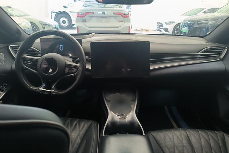 Used BYD Seal 2022 700 km Long-Range Rear-Wheel-Drive Version Center Console