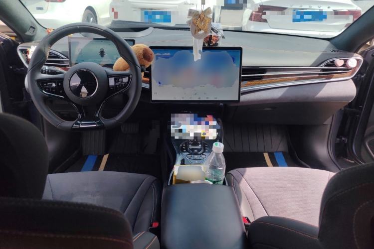 Used BYD Seal 2022 650 km All-Wheel-Drive Performance Version Center Console
