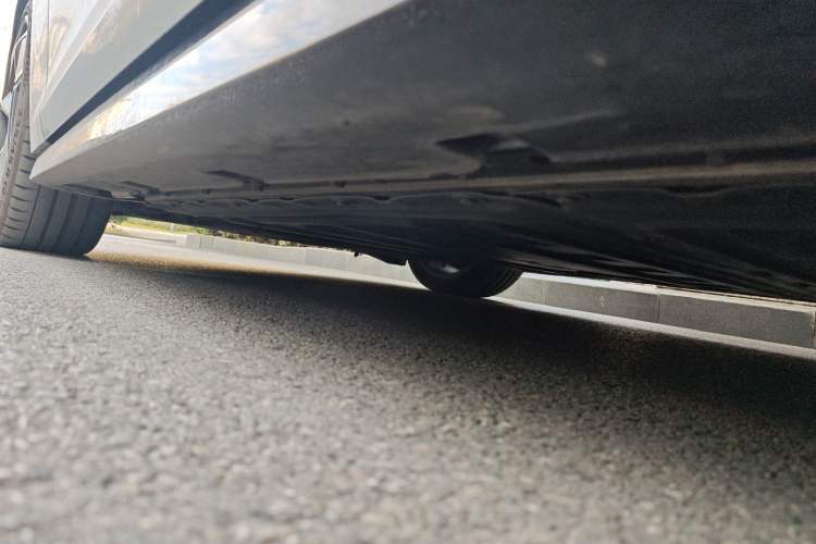 Used BYD Seal 2022 700 km Long-Range Rear-Wheel-Drive Version Chassis Front Left